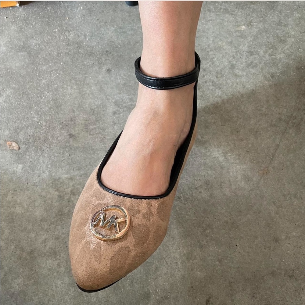Michael Kors Flats